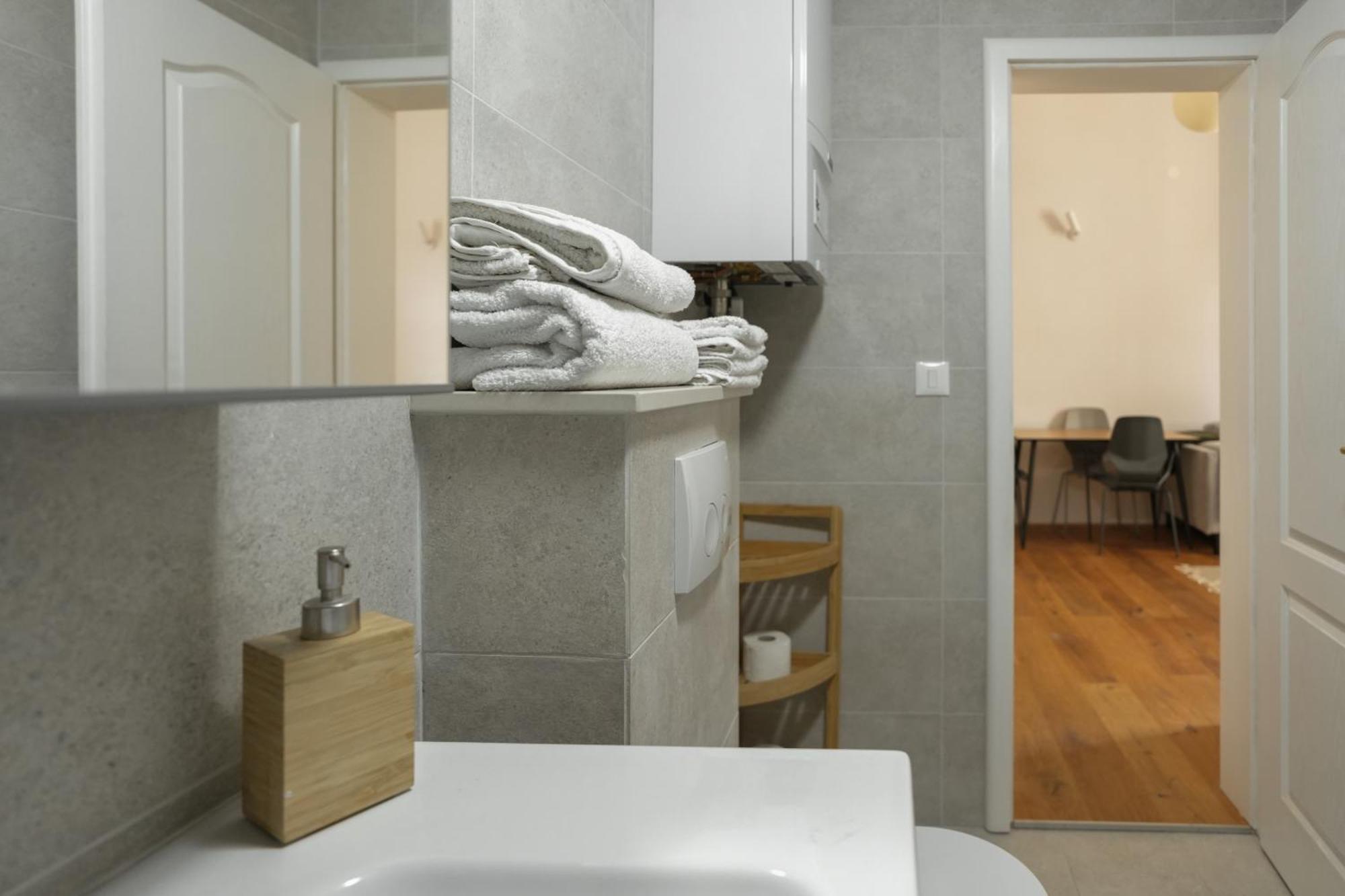 Apartment Ludwig - Films & Movies Collection Zagreb Bagian luar foto